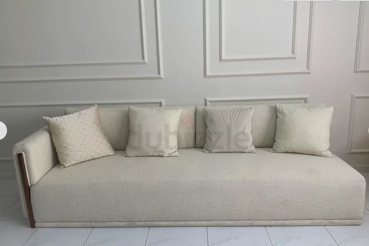 8 seater Sofa for sale
