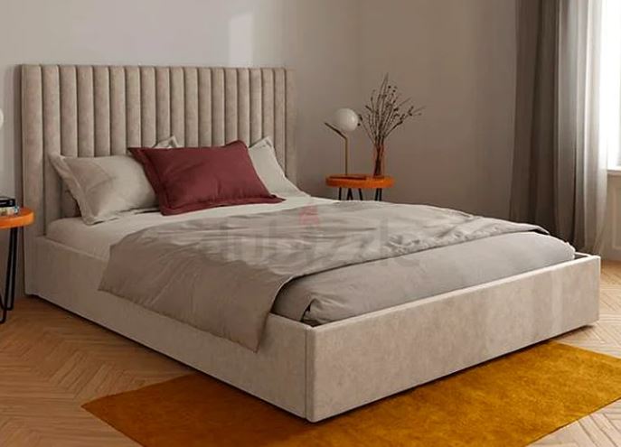 Stylish upholstery Queen size bed with medical mattress king size double bed storage